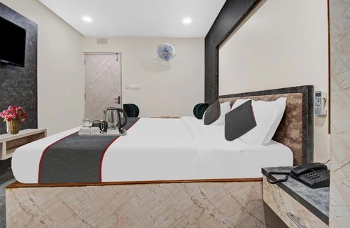 Jaipur Hotel | Super Townhouse OAK Hotel Rudra
