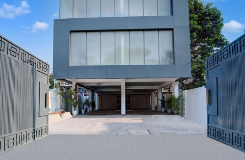 Patna House | Super Townhouse OAK The Dev Regency