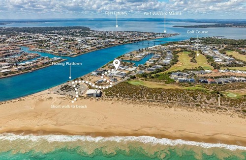 Dawesville House | Surf View Retreat - Walk to Beach, Fishing & Golf