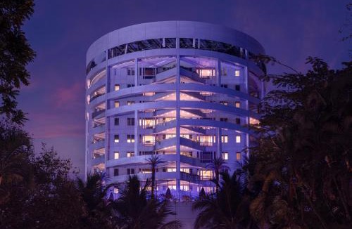 Wellington Pier Apartment | Taj Wellington Mews, Mumbai