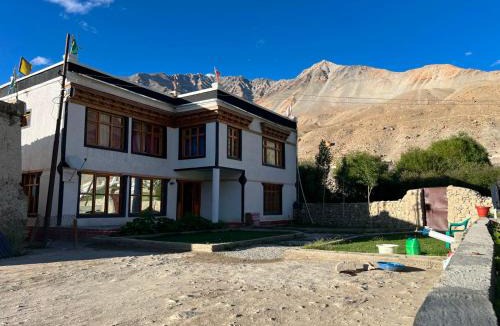 Leh House | Tangtse thangpa homestay heritage