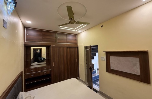 Taj Ganj Hotel | TB Homestay- 1min to Taj Mahal