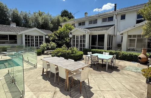 Templestowe House | Templestowe Luxe Retreat | Pool, Tennis Court & Private Oasis