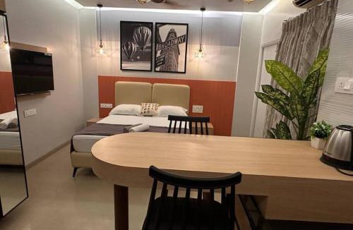Mundhwa Apartment | Terra Private Studio with Balcony WiFi Ac Smart TV Kitchenette Washing Machine
