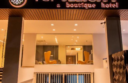 Phase 4 Hotel | TGI Felicity