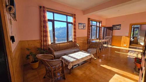 Shimla House | Thakur homes- couple and family friendly homestay