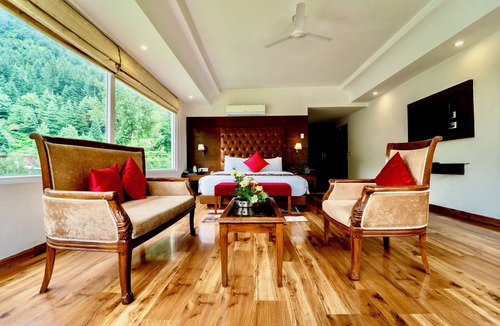 Bashisht Hotel | The Allure Grand Resort