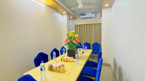 Dhanmondi Hotel | The Ambassador Hotel Dhaka