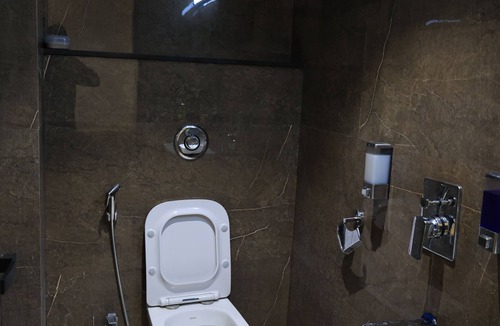Gayariawas Hotel | The Basil Hotel