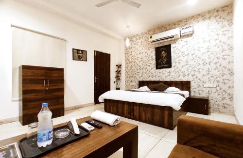 Ludhiana Hotel | THE BELLA CIAOO - By Sky Hotels & Homestays