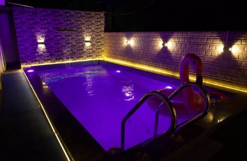 Kune N.m. Villa | The Bungalow Seven