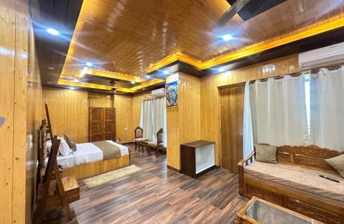 Chail Hotel | The Chail Pine Orchard Resort