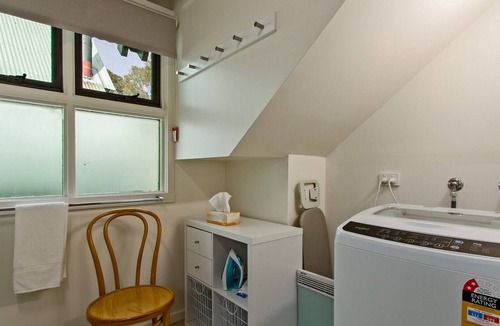 Dinner Plain Ski Chalet | The Cubby - Dinner Plain