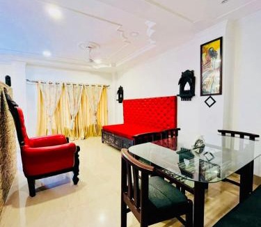 Sualkuchi Apartment | The Divine Abode Homestay