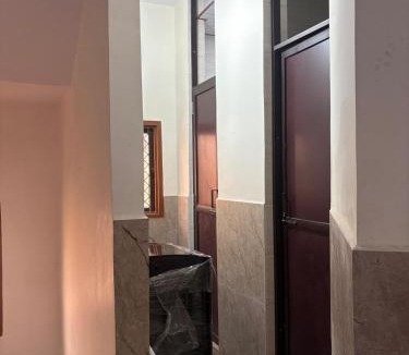 New Delhi Apartment | The FirstPage Rooms