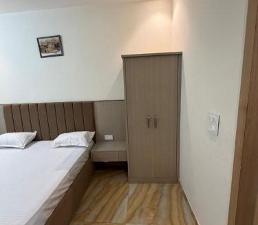 Amritsar Apartment | The Golden Gateway
