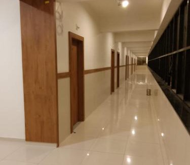 Kodinar Hotel | The Grand Dharti