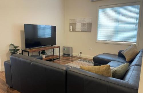 Turvey Park House | The Hely Nine
