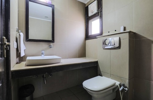 East of Kailash Hotel | The Hermitage by Cosy Hotels