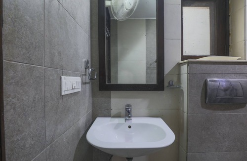 East of Kailash Hotel | The Hermitage by Cosy Hotels