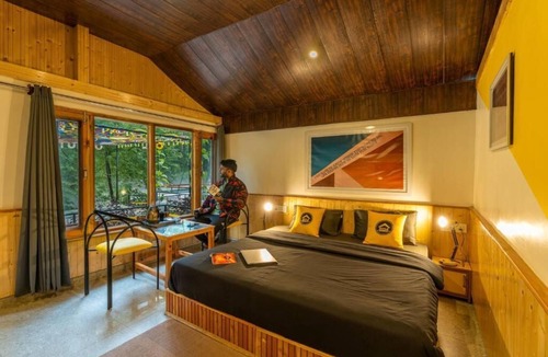 Kasol Hostel | The Hosteller Kasol, Riverside