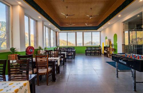 Lansdowne Hostel | The Hosteller Lansdowne