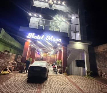Paonta Sahib Hotel | The Hotel Moon