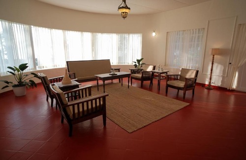 Sulthan Bathery Bed & Breakfast | The Hundred House - Colonial Bungalow- Wayanad
