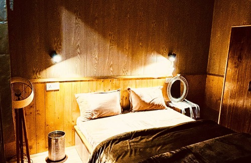 Manali Hotel | The Ivy Mansion Sethan One of the best hotels in Sethan 9459413016