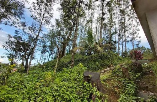Mahadevpet Apartment | The Janani city view stay madikeri