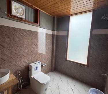 Banjar Ski Chalet | the jibhi nest cottage