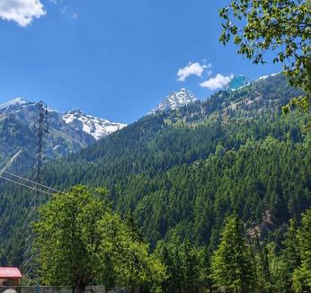 Bhatwari House | The Kapoor homestay