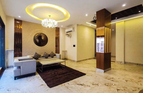 Chandigarh Hotel | THE MAJESTIC GRAND