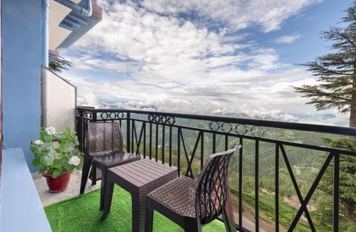 Kufri Apartment | The Nature Retreat Kufri l Family Events I Multi Cuisine Restaurant l Sky Bonfire l Lift l Power Backup l Free Parking l Kufri By Exotic Stays