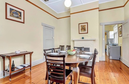 Toorak Gardens Apartment | The Nook A Leafy Hideaway near Adelaide CBD