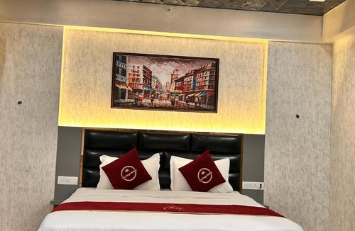 Gomti Nagar Hotel | The Origin Suites DLF MY PAD