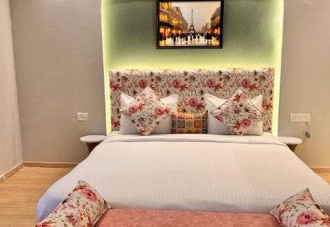 Gomti Nagar Hotel | The Origin Suites DLF MY PAD