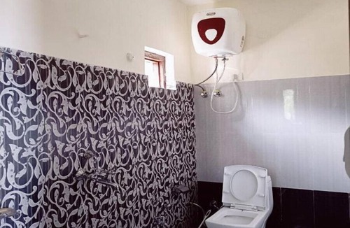 Dalhousie Hotel | The OutHouse Forest View - Kalatop