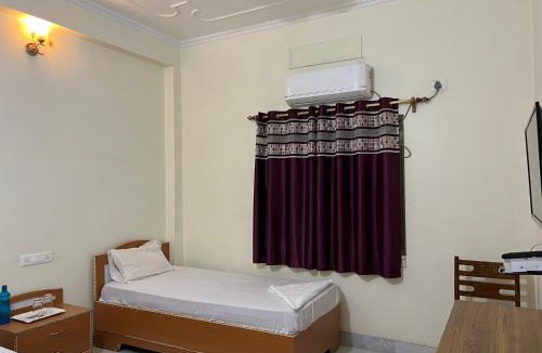 Bodh Gaya House | The Paradise Guest House