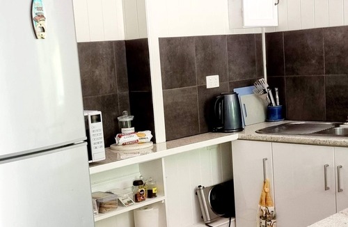 Yungaburra Villa | The Possum Pad Yungaburra Village. Walk to Restaurants, Historic Pub