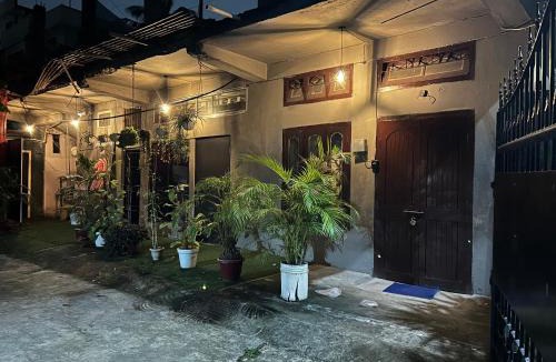 Gauhati Bed & Breakfast | The Quiet corner 1RK Downtown