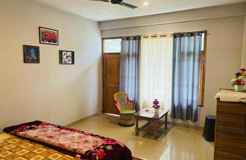 Kasol House | The Riverwoods - Cafe & Stay