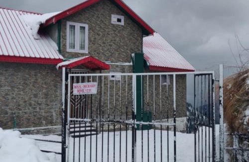 Kumharsain Cabin | The Royal Orchard Homestay by StayApart