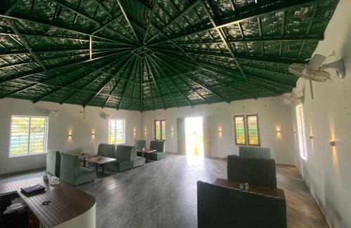 Puranpur Hotel | The Royal Tiger villa Pilibhit Uttar Pradesh