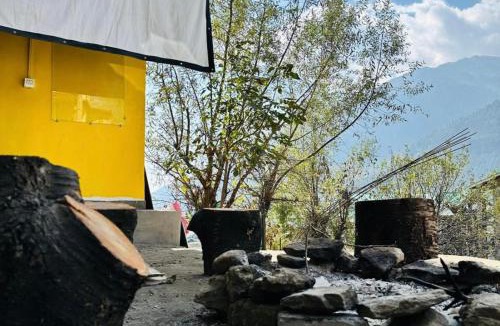 Aleo House | The Safal Stays- Dorms, Rooms and Cafe