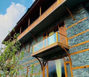 Jagatsukh House | The Shaurn Hotel & Resort