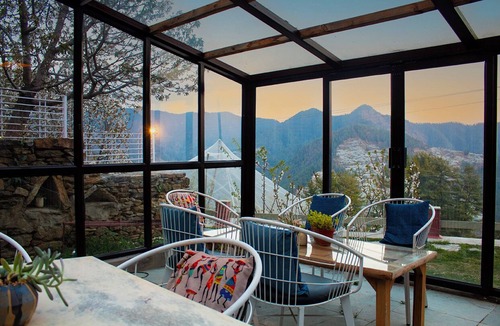 Theog Bed & Breakfast | The Shilaroo Project