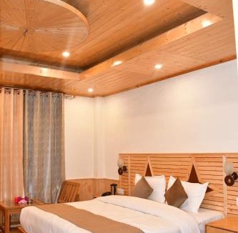 Manali Hotel | The sky walk