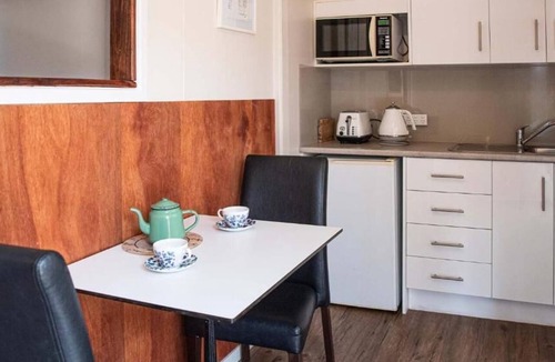 Longreach Hotel | The Staging Post