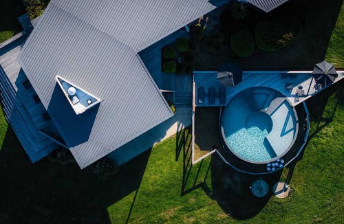 Upper Kangaroo River House | 'the sticks' Luxury Kangaroo Valley Accommodation